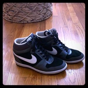 Nike Force sky high heeled sneaker